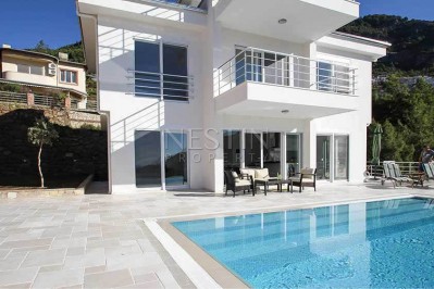 Большая Вилла 3+1 с бассейном в городе Аланья с видом на Средиземное море фото 3