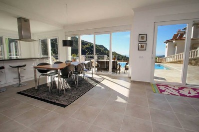 Большая Вилла 3+1 с бассейном в городе Аланья с видом на Средиземное море фото 7