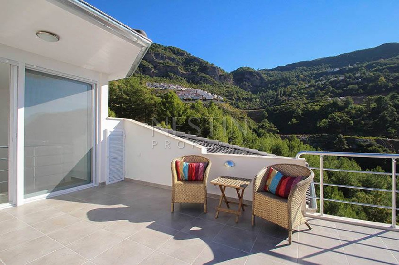 Большая Вилла 3+1 с бассейном в городе Аланья с видом на Средиземное море фото 30