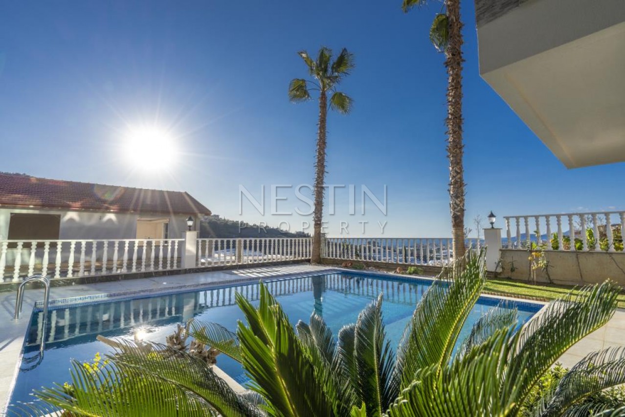 Просторная вилла 7+1 в районе Каргыджак с видом на море фото 10