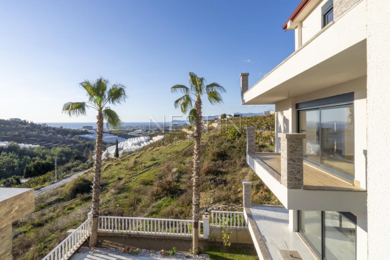 Просторная вилла 7+1 в районе Каргыджак с видом на море фото 12