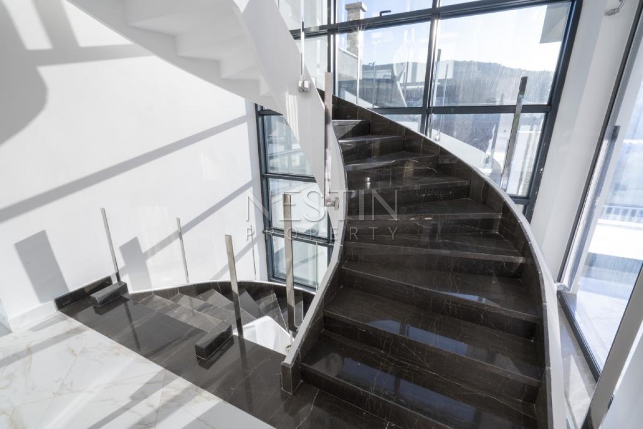 Просторная вилла 7+1 в районе Каргыджак с видом на море фото 29