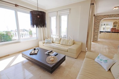 Большая вилла 3+1 в районе Каргыджак с видом на море и горы фото 7