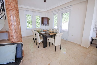 Большая вилла 3+1 в районе Каргыджак с видом на море и горы фото 11