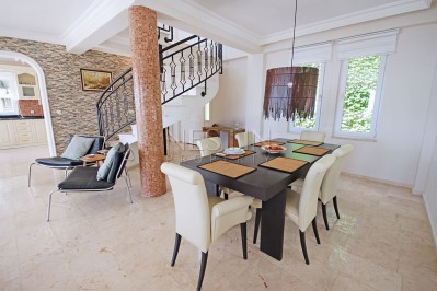 Большая вилла 3+1 в районе Каргыджак с видом на море и горы фото 12