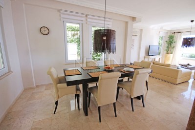 Большая вилла 3+1 в районе Каргыджак с видом на море и горы фото 13