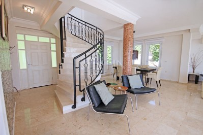 Большая вилла 3+1 в районе Каргыджак с видом на море и горы фото 18