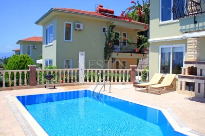 Большая вилла 3+1 в районе Каргыджак с видом на море и горы фото 23