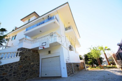 Просторная вилла 6+1 с видом на море в центре Алании фото 2