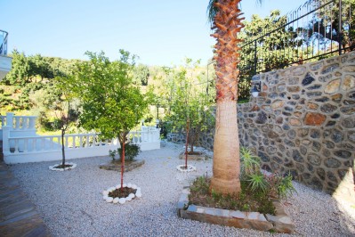 Просторная вилла 6+1 с видом на море в центре Алании фото 9