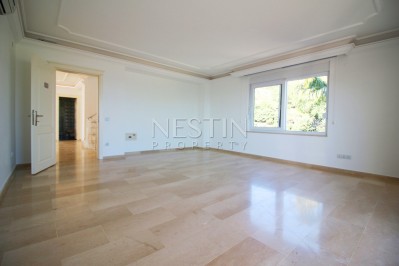 Просторная вилла 6+1 с видом на море в центре Алании фото 21