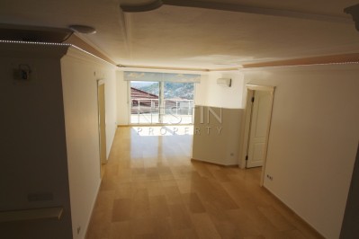 Просторная вилла 6+1 с видом на море в центре Алании фото 30