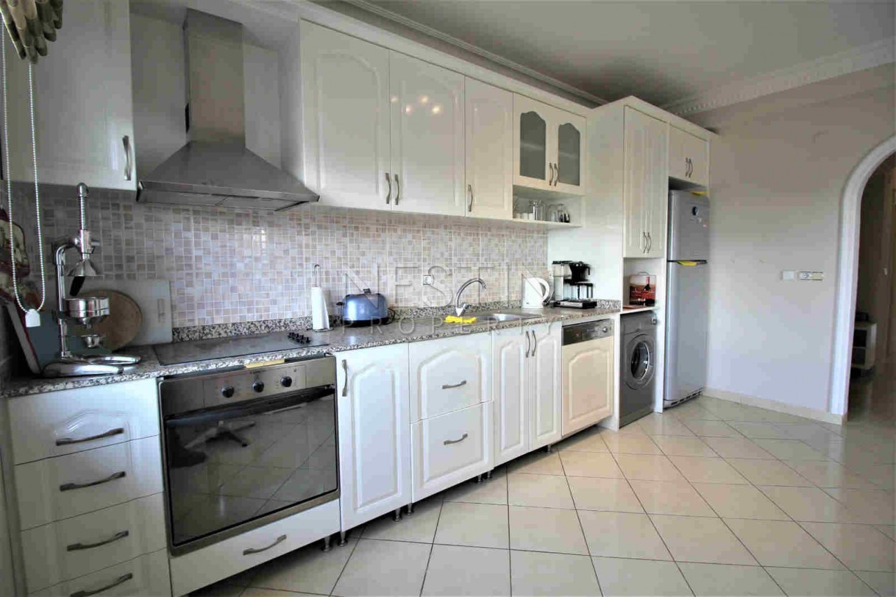 Пентхаус 4+1 в центре города Аланья с видом на море и горы фото 5