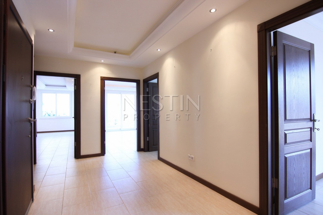 Очень просторная квартира 2+1 всего в 50 метрах от моря в самом центре Махмутлара фото 11