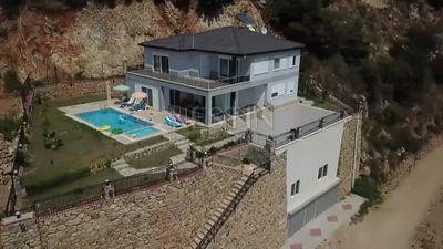 Вилла 4+1 в районе Каргыджак с видом на Средиземное море фото 1