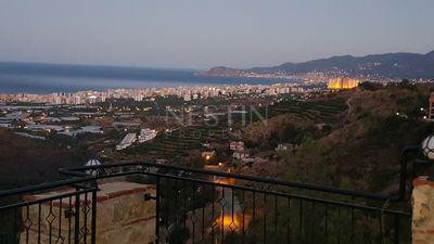 Вилла 4+1 в районе Каргыджак с видом на Средиземное море фото 4