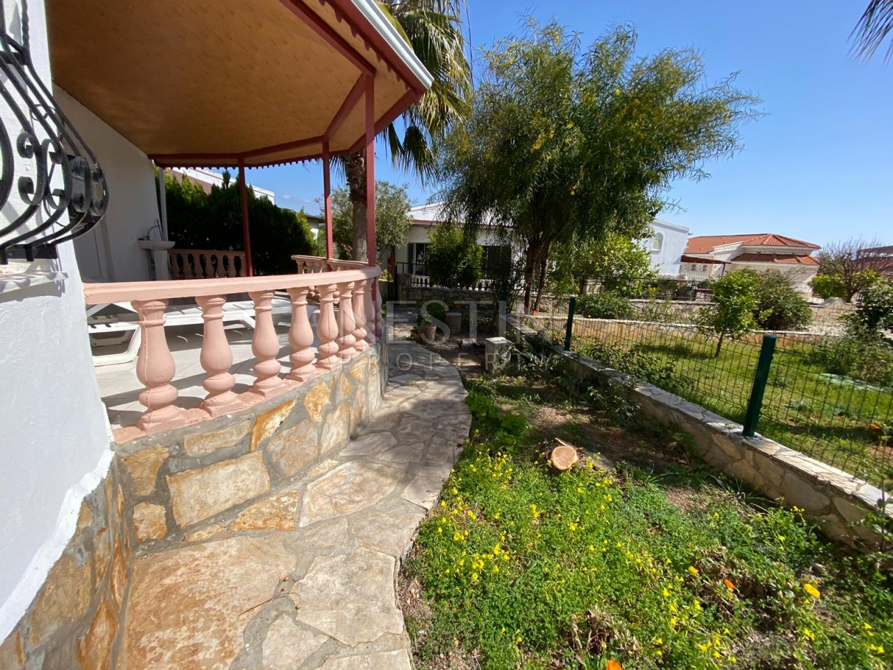 Вилла 2+1 в районе Авсаллар с не большим зеленым садом фото 7