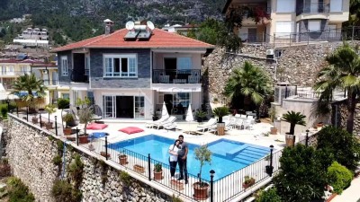 Вилла 3+2 в районе Каргыджак с прекрасным видом на море фото 1