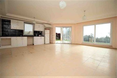 Вилла 3+1 в районе Бекташ с видом на Средиземное море фото 9