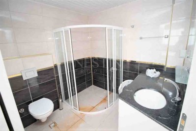 Вилла 3+1 в районе Бекташ с видом на Средиземное море фото 20