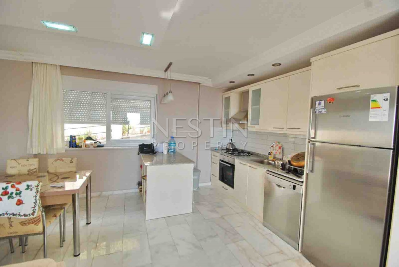 Вилла 3+2 в районе Бекташ с прекрасным видом на Средиземное море фото 5