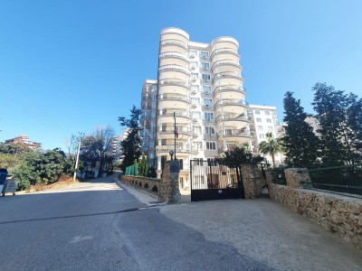 Большая квартира 4+2 в районе Тосмур в 600 м от моря фото 2