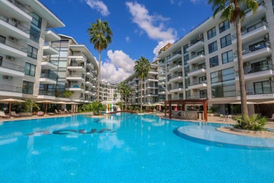 Квартира 1+1 в районе Кестель с видом на море фото 2