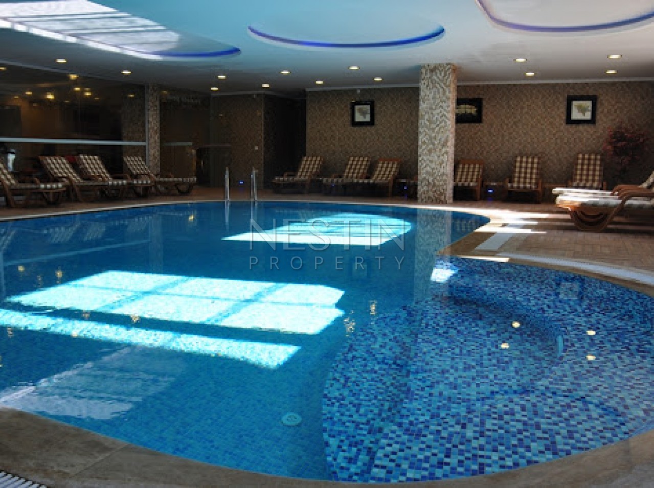 Просторная Вилла 3+1 в комплексе в районе Инжекум фото 11