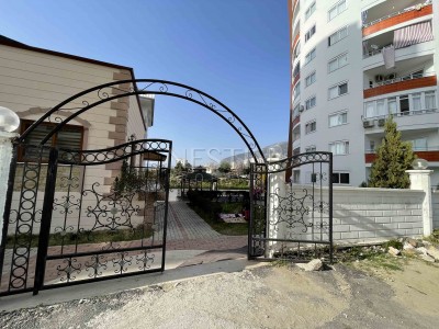 Квартира 2+1 в районе Махмутлар с видом на море и горы фото 4