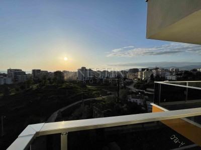 Пентхаус 3+1 в районе Махмутлар с видом на море и город Наула фото 18