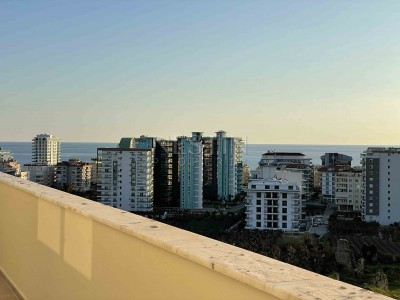 Пентхаус 3+1 в районе Махмутлар с видом на море и город Наула фото 22