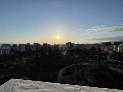 Пентхаус 3+1 в районе Махмутлар с видом на море и город Наула фото 25