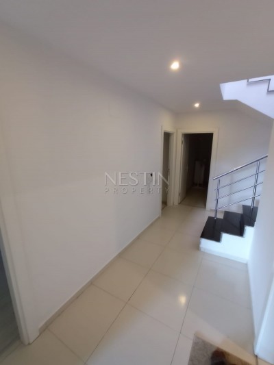 Большая просторная квартира дуплекс 6+2 в районе Кестель фото 27