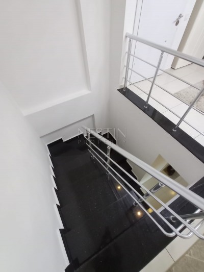 Большая просторная квартира дуплекс 6+2 в районе Кестель фото 29