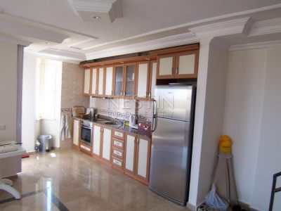 Пентхаус 4+1 в районе Кестель с видом на море и горы фото 5