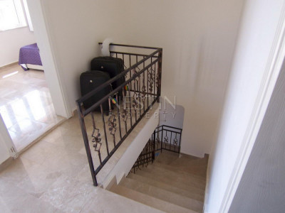 Пентхаус 4+1 в районе Кестель с видом на море и горы фото 13