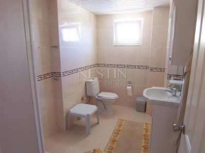 Пентхаус 4+1 в районе Кестель с видом на море и горы фото 19