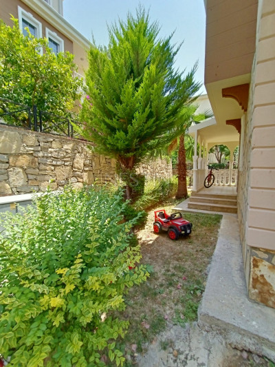 Просторная вилла 6+2 в районе Авсаллар фото 11