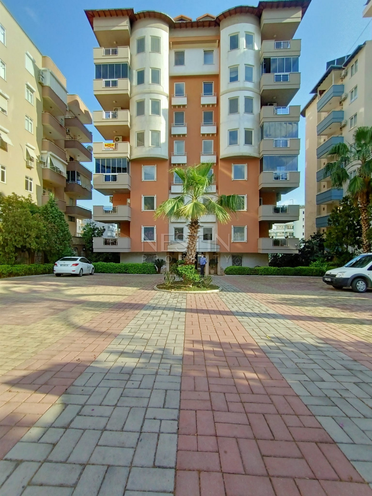 Квартира 2+1 в центре города Аланья в 250 м от моря фото 1