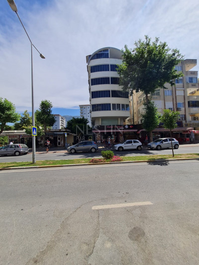 Апартаменты 1+1 в районе Махмутлар в 100 м от моря фото 1