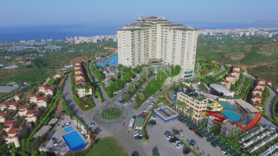 Трехкомнатная квартира в комплексе 5* отеля в районе Каргыджак фото 1