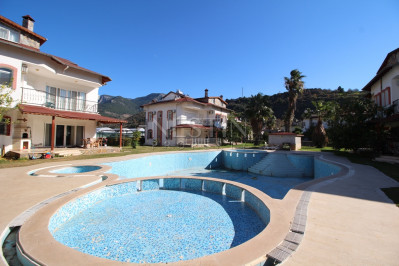 Просторная Вилла 5+1 в районе Кестель, Дим чай фото 3