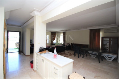 Просторная Вилла 5+1 в районе Кестель, Дим чай фото 6