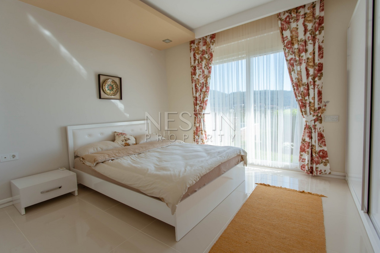 Вилла 3+1 с мебелью в элитном комплексе в Каргыджаке фото 64