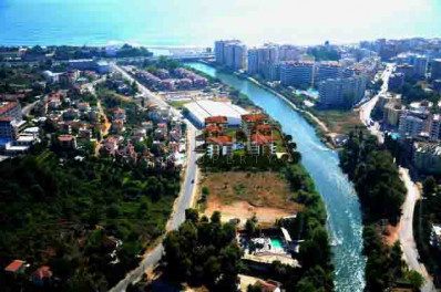 Квартира 2+1 в районе Кестель с видом на горы фото 3