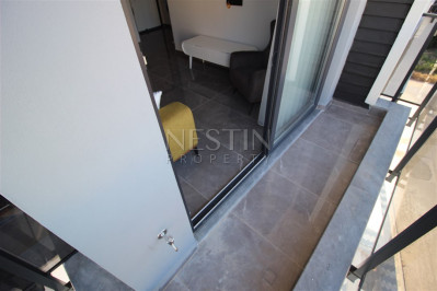 Квартира 1+1 в доме городского типа в районе Оба с видом на горы фото 15