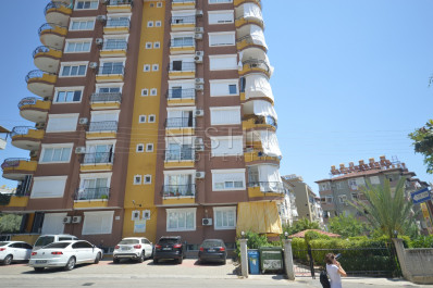 Квартира 2+1 в центре города Аланья с видом на горы фото 1