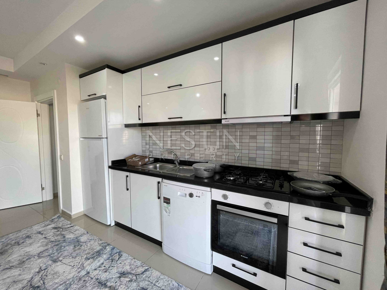 Квартира 1+1 в районе Кестель с видом на море и горы фото 22