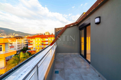 Пентхаус 2+1 в центре Аланьи с видом на горы и историческую крепость фото 18