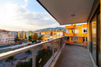 Пентхаус 2+1 в центре Аланьи с видом на горы и историческую крепость фото 20